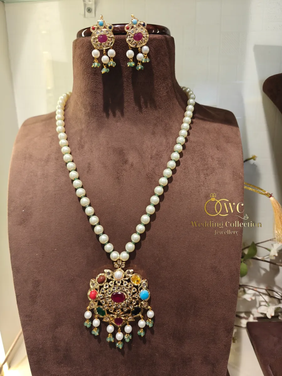 Navratan Pendant Set