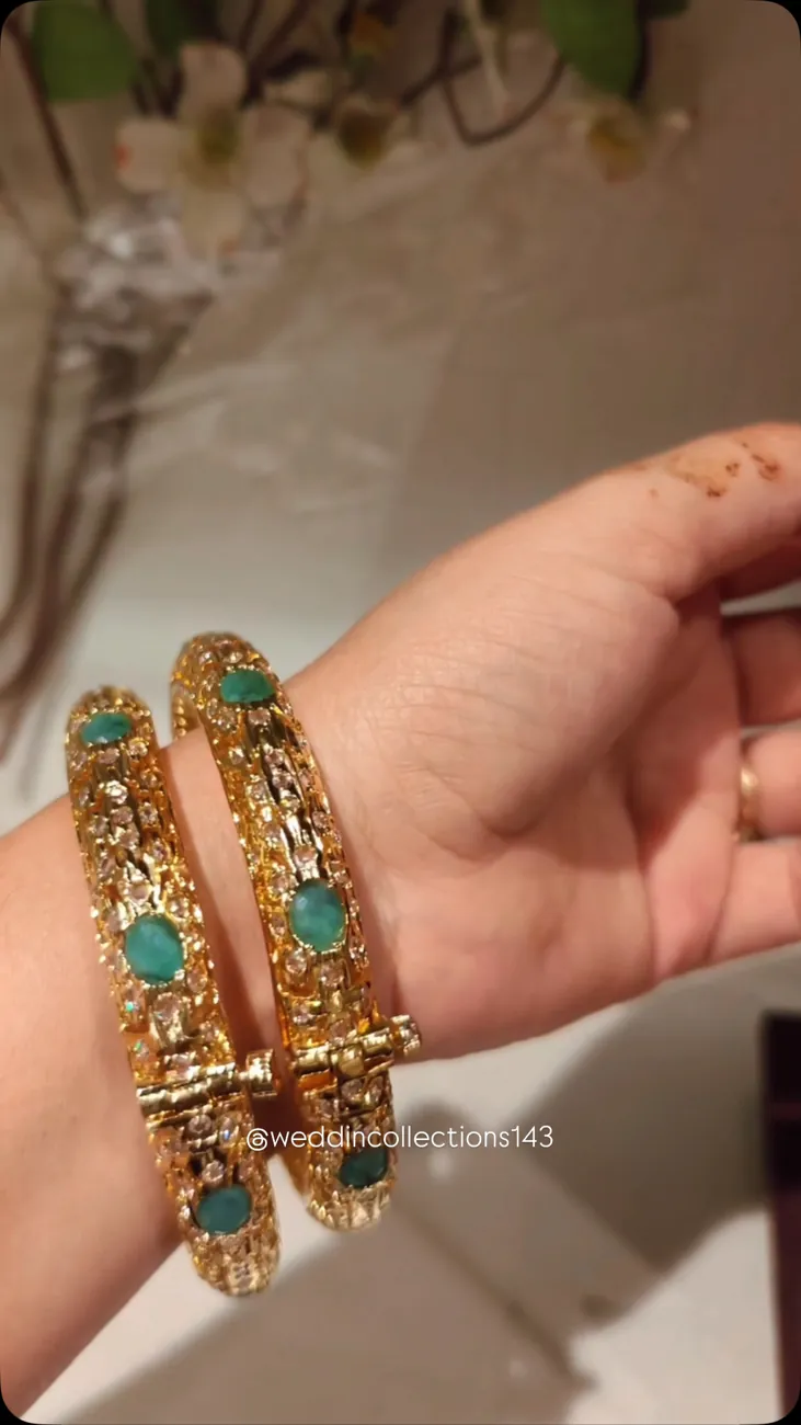 Moissanite, Emerald & Ruby Kada